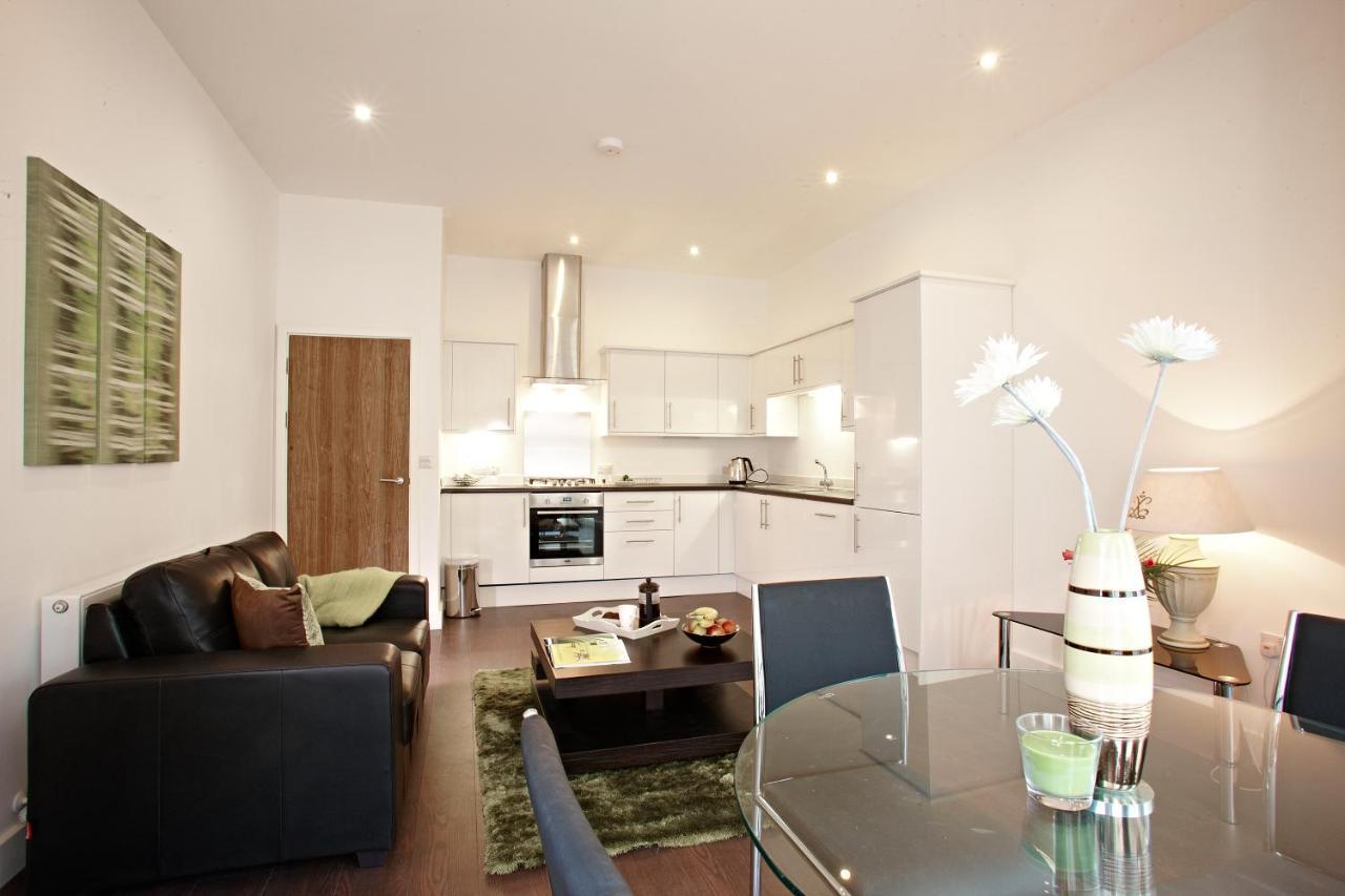 Strathmore House Apartments プリマス エクステリア 写真