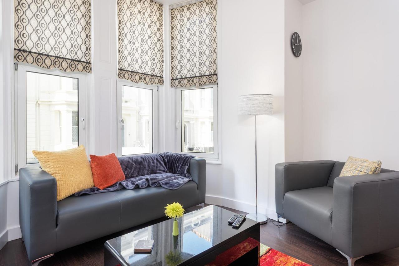 Strathmore House Apartments プリマス エクステリア 写真