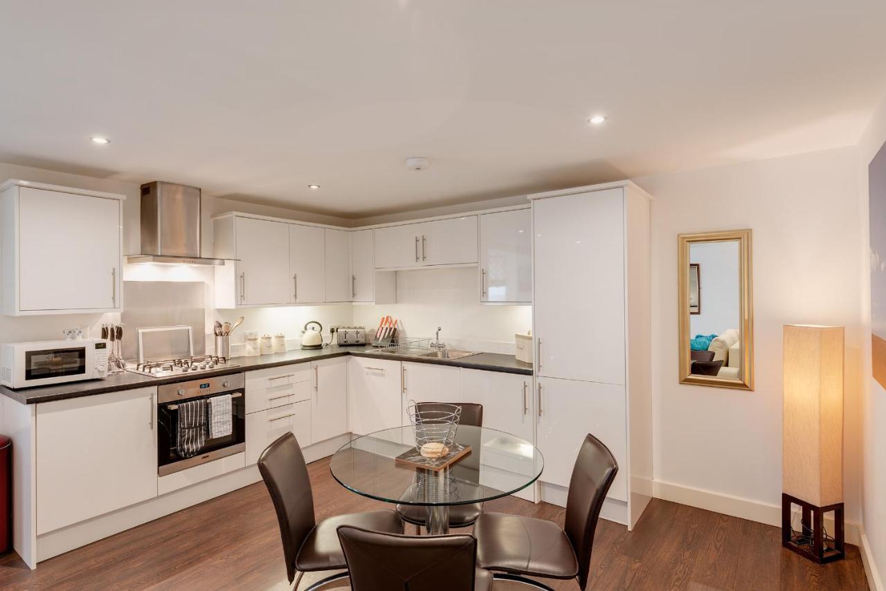 Strathmore House Apartments プリマス エクステリア 写真