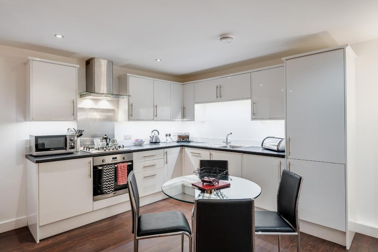 Strathmore House Apartments プリマス エクステリア 写真
