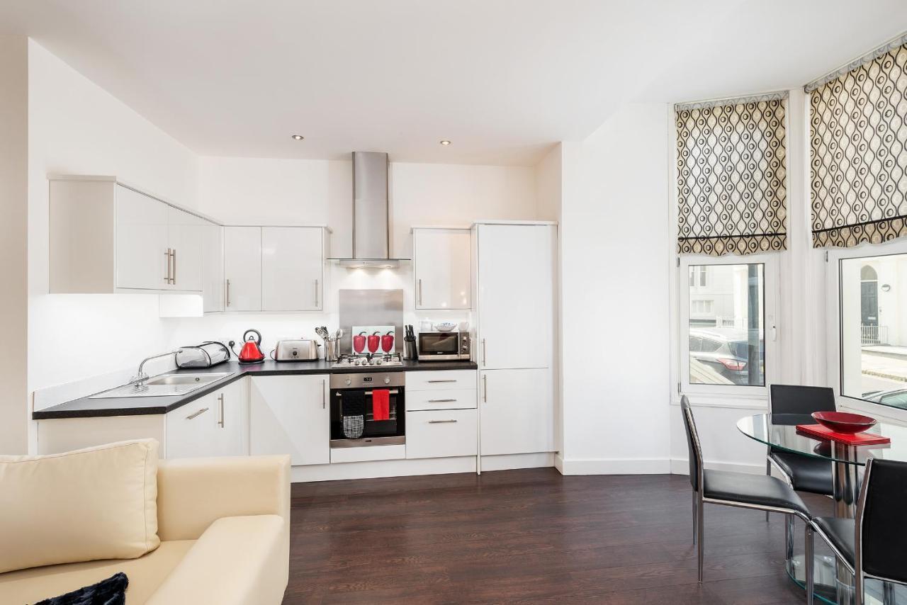 Strathmore House Apartments プリマス エクステリア 写真