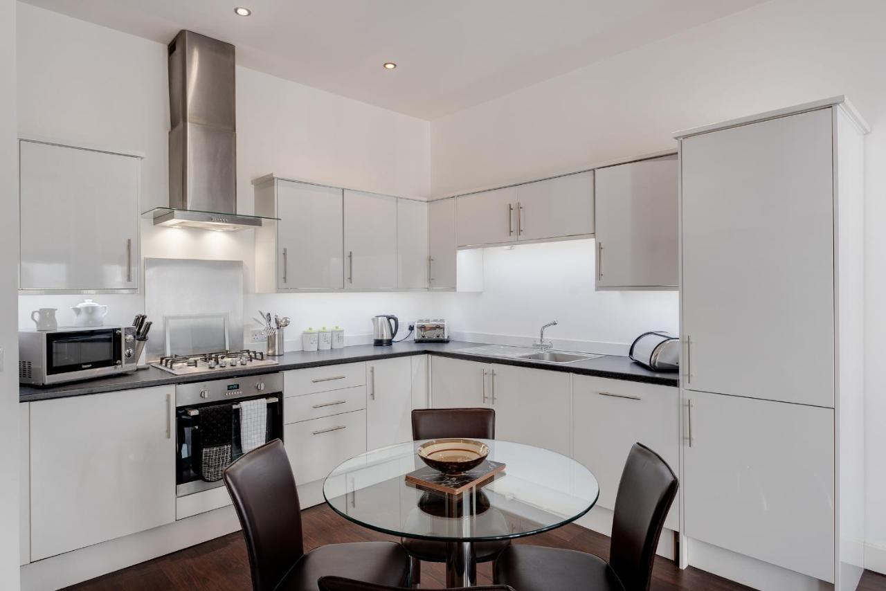 Strathmore House Apartments プリマス エクステリア 写真