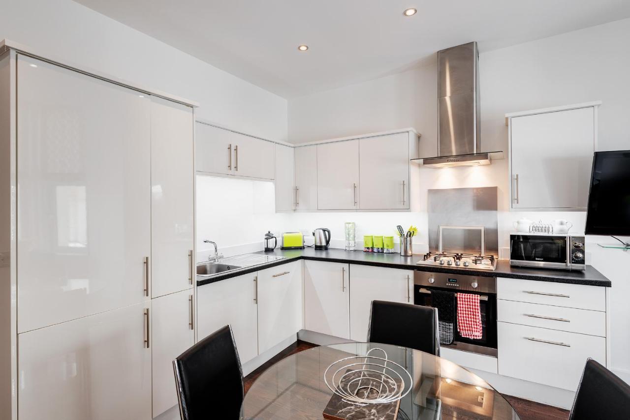 Strathmore House Apartments プリマス エクステリア 写真
