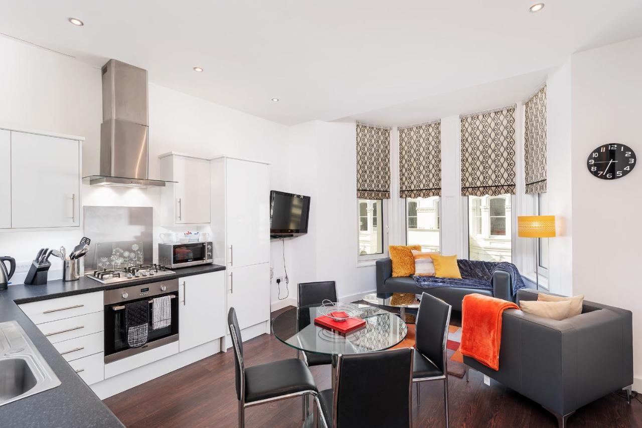 Strathmore House Apartments プリマス エクステリア 写真